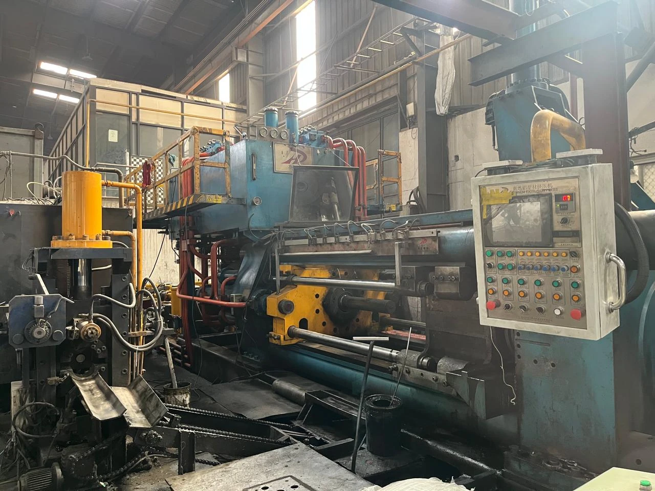 Extrusion Press